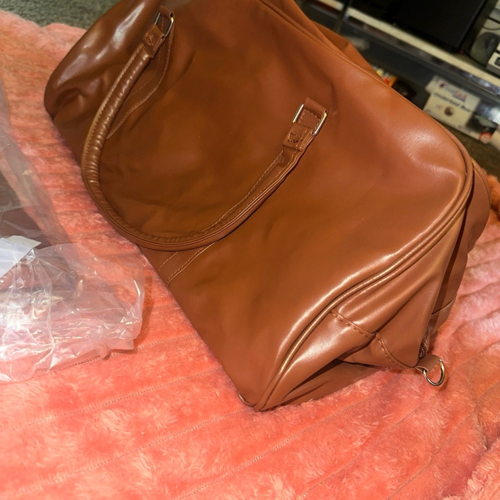 Rich Brown Duffle Bag & Matching Cosmetic Travel Set Carry-On Luggage Brand New
